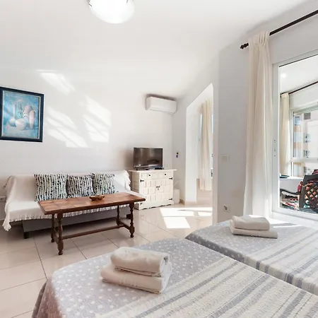 Daire Estudios 88 *